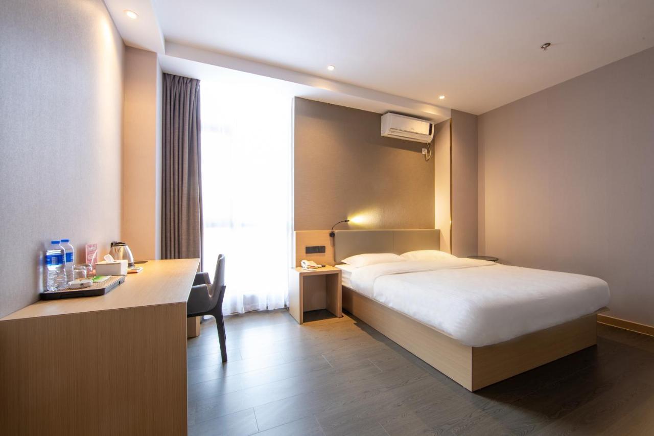 Greentree Inn Jiangsu Nanjing South Railway Station South Square Express Hotel Exterior photo